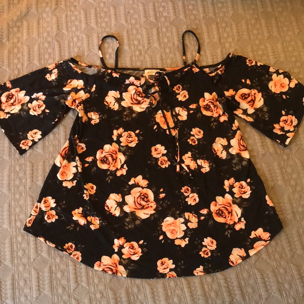 Cold shoulder summer blouse